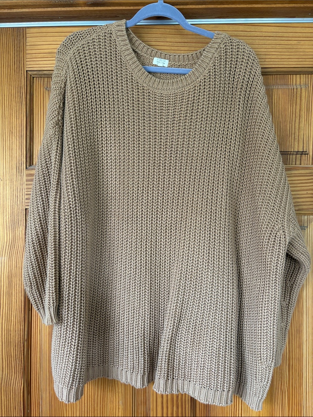 Women's Crewneck Knit Sweater in Camel